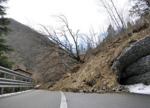 Una frana nella zona di Aulla