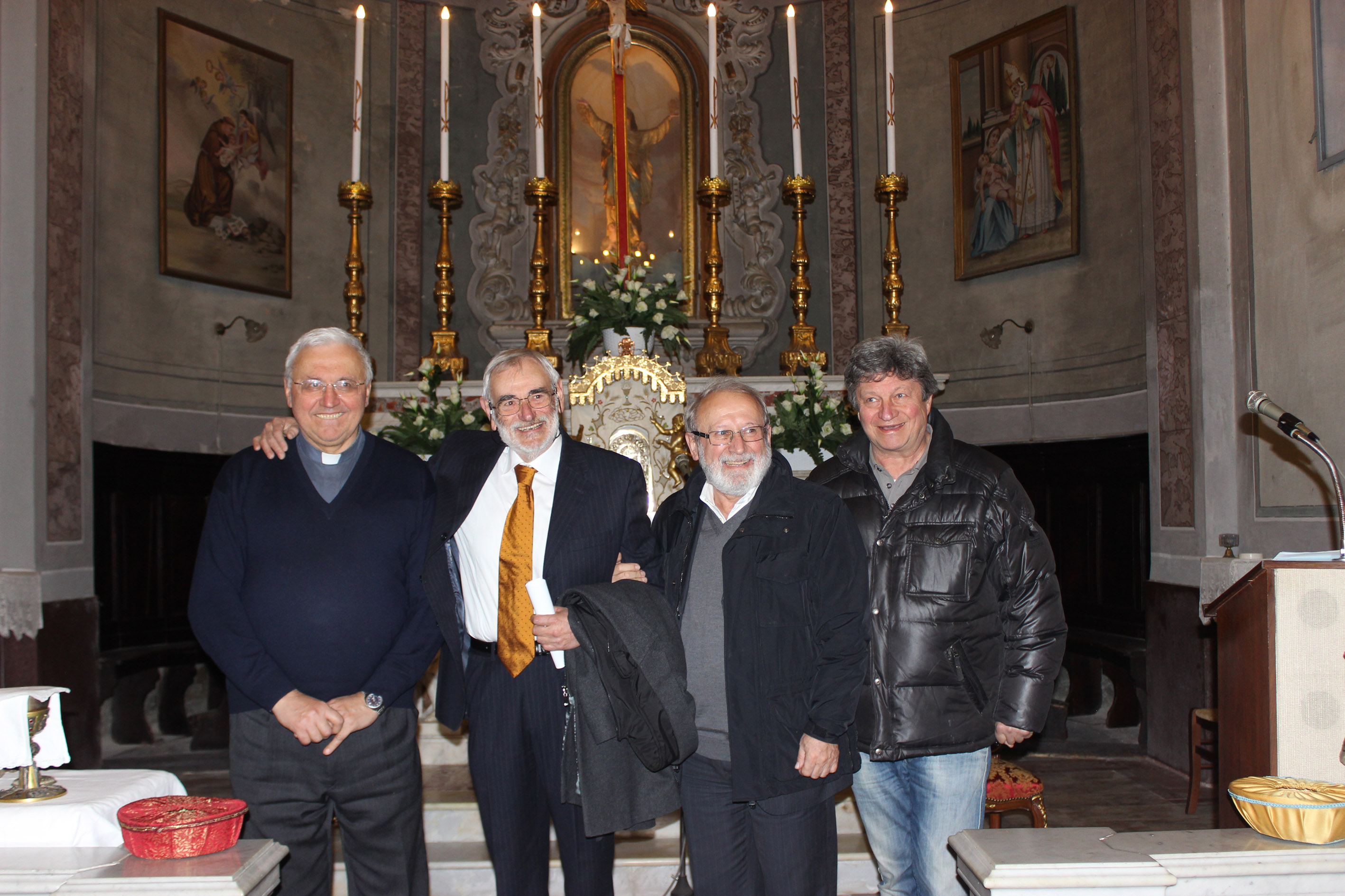 A Caprio festeggiato il dirigente scolastico Angelo Ferdani A Caprio festeggiato il dirigente scolastico Angelo Ferdani
