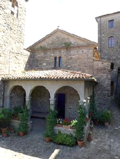 Alpini in festa a Bagnone nella chiesa  di San Nicolò