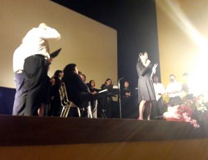Il Coro Santa Pazienza di Bagnone durante il concerto di Villafranca