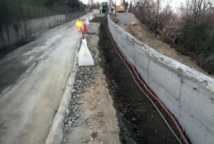 I lavori sulla strada Arpiola Cassana