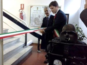 L'inaugurazione dell'apparecchiatura per disabili nel comune di Tresana