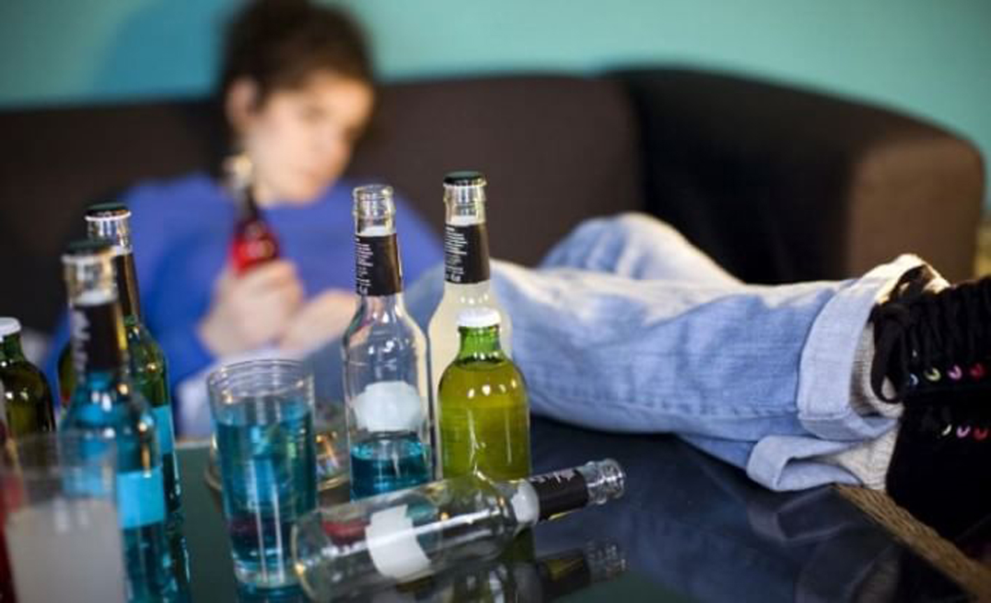 Giovani in Provincia: allarme rosso per alcool, droga e gioco d’azzardo Giovani in Provincia: allarme rosso per alcool, droga e gioco d’azzardo