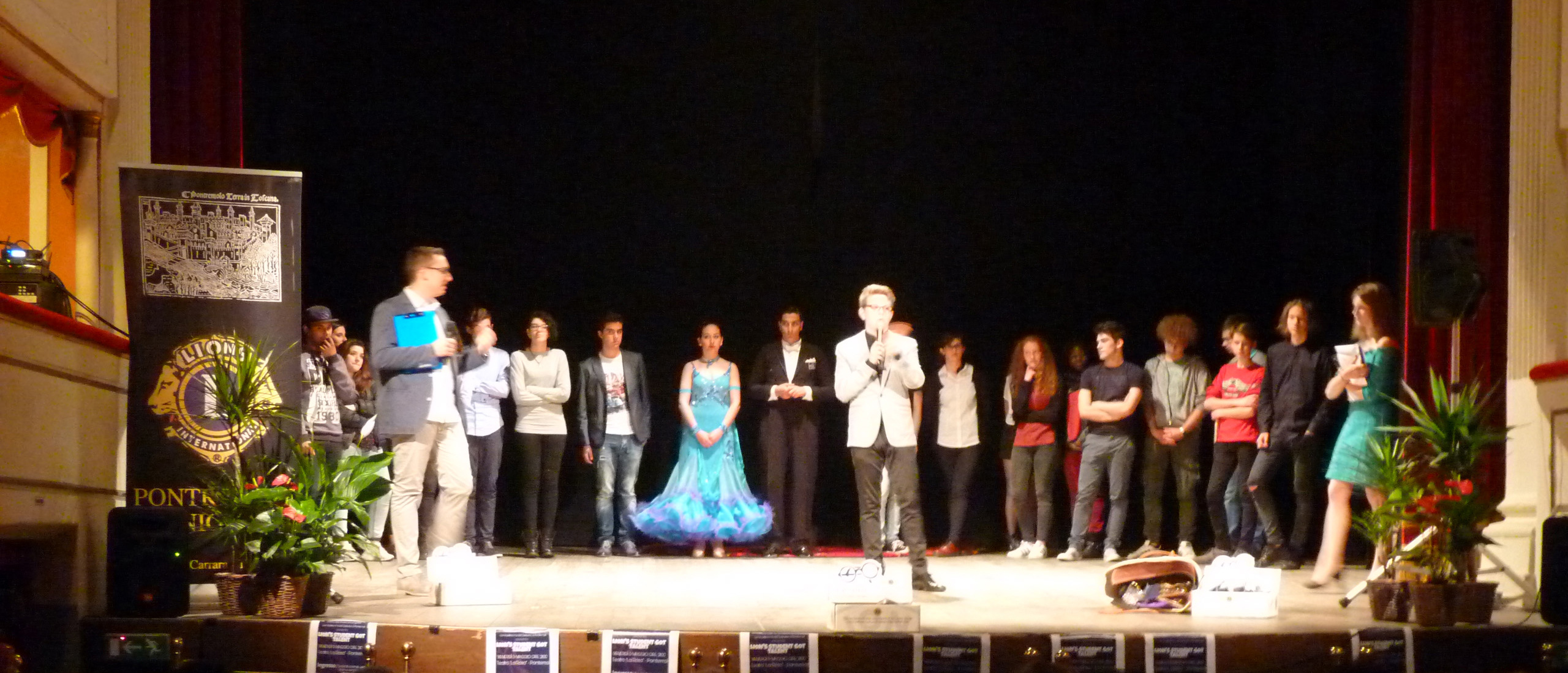 Successo per il “Lions’s student got talent” tra messaggi di solidarietà e la bravura degli studenti lunigianesi Successo per il “Lions’s student got talent” tra messaggi di solidarietà e la bravura degli studenti lunigianesi