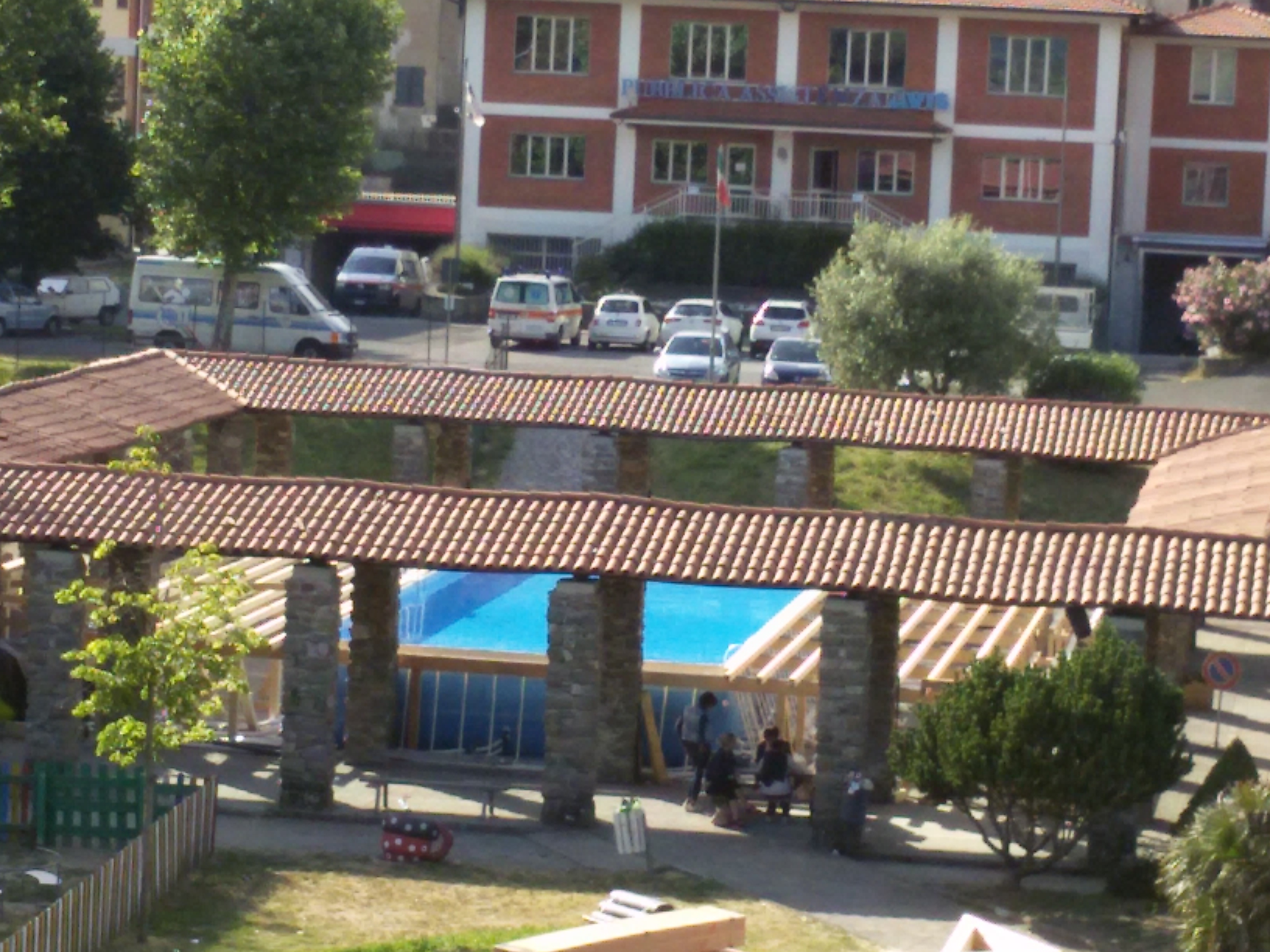 Fivizzano: pareri discordanti sulla piscina di Piazza della Libertà