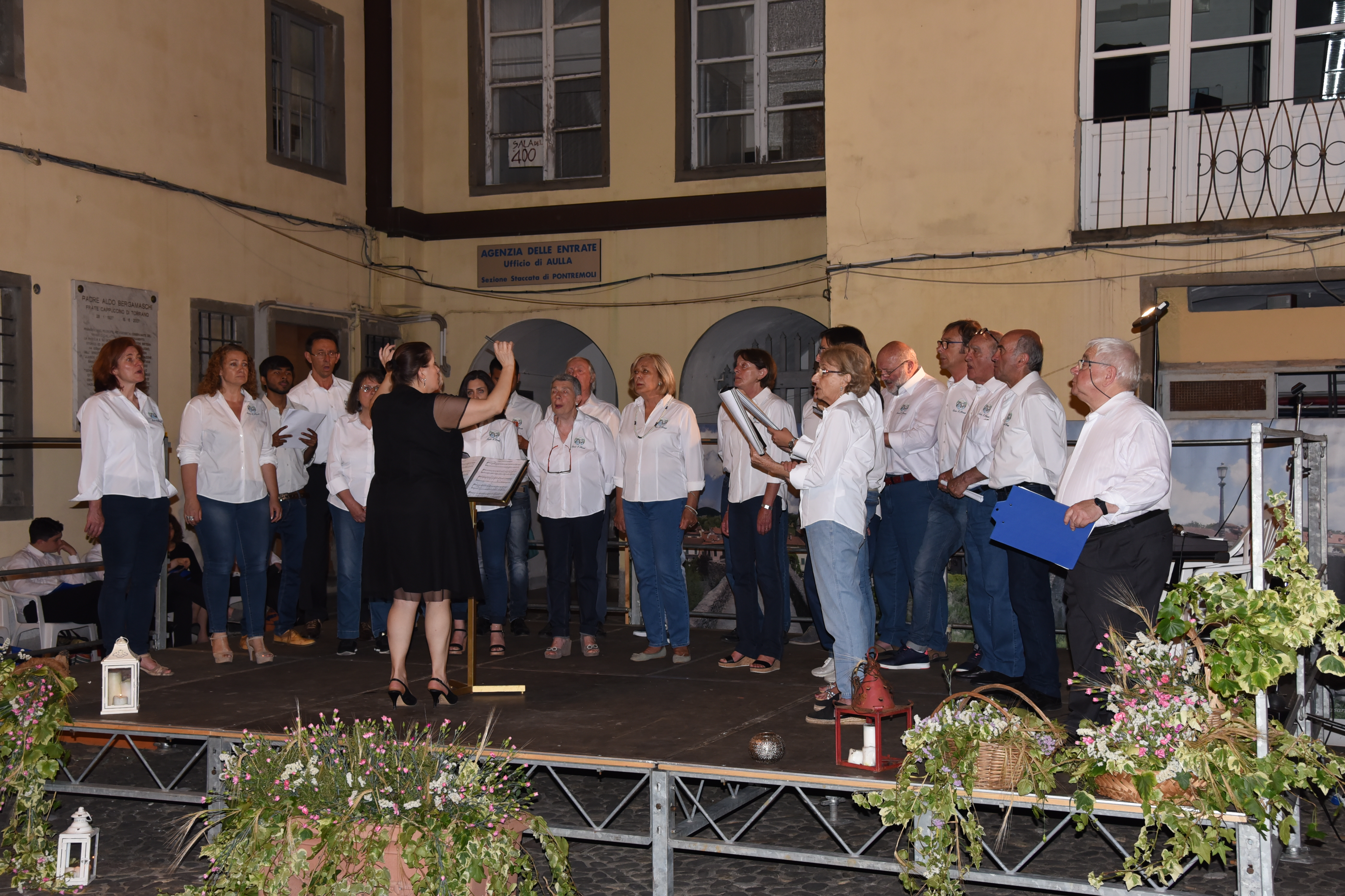 A Pontremoli il concerto della Corale “S. Cecilia” e del Coro “Tre fonti” A Pontremoli il concerto della Corale “S. Cecilia” e del Coro “Tre fonti”