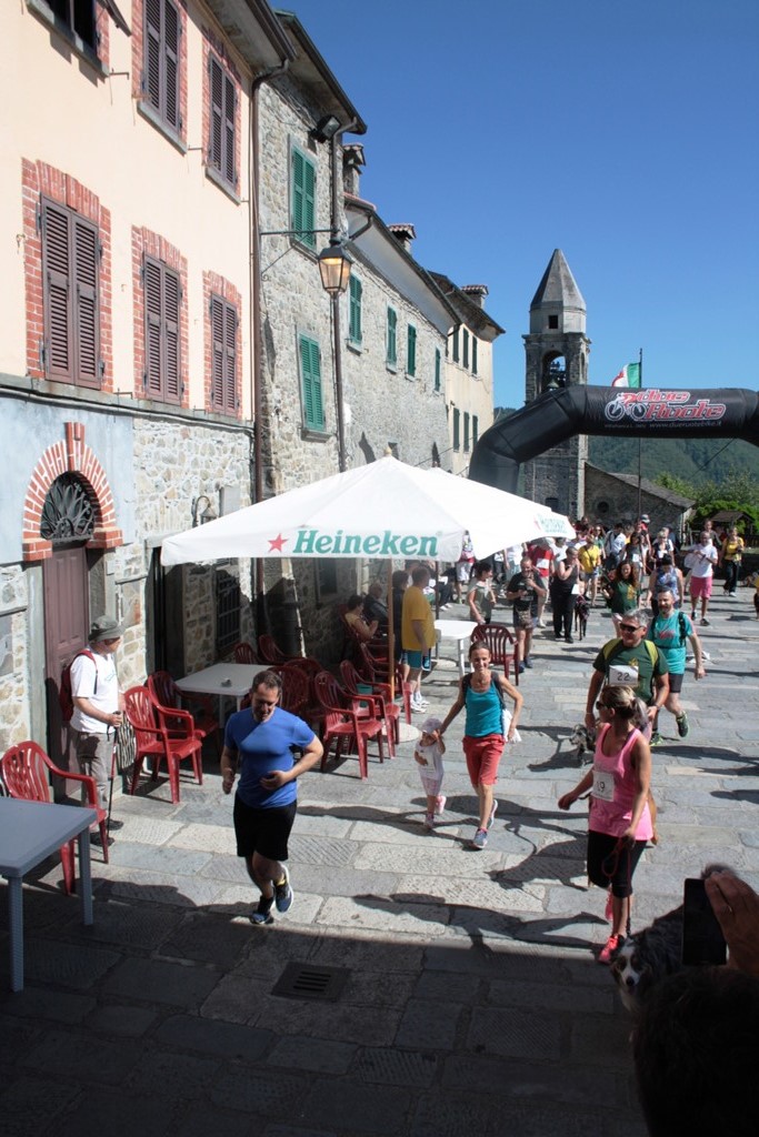 A Montereggio successo per il Cammino delle Maestà a 6 Zampe A Montereggio successo per il Cammino delle Maestà a 6 Zampe