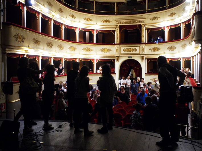 A Pontremoli ponti aperti… alla solidarietà: la serata in favore delle ospiti dell’ Istituto Penale Minorenni A Pontremoli ponti aperti… alla solidarietà: la serata in favore delle ospiti dell’ Istituto Penale Minorenni