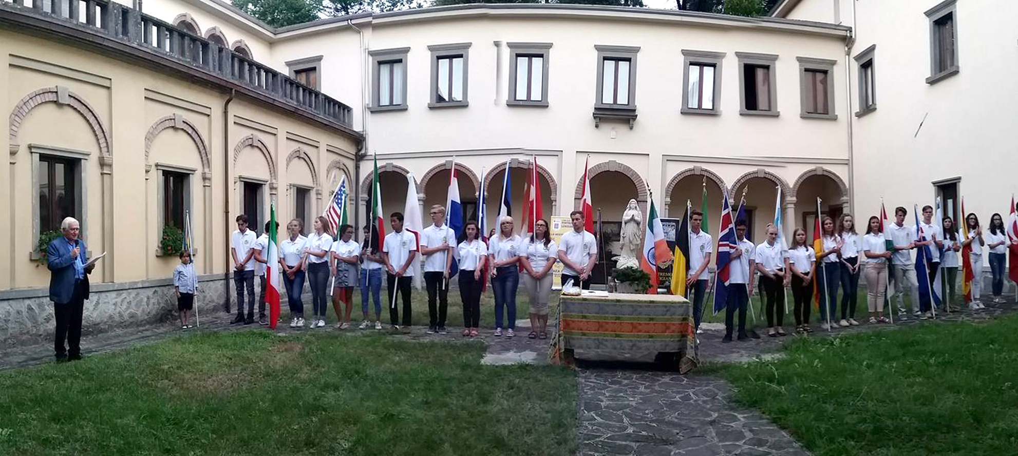A Pontremoli la prima tappa per il Campo Toscana “La Via Francigena” A Pontremoli la prima tappa per il Campo Toscana “La Via Francigena”