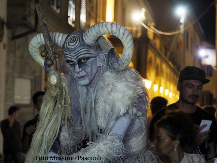 Medievalis, la festa è qui! Medievalis, la festa è qui!