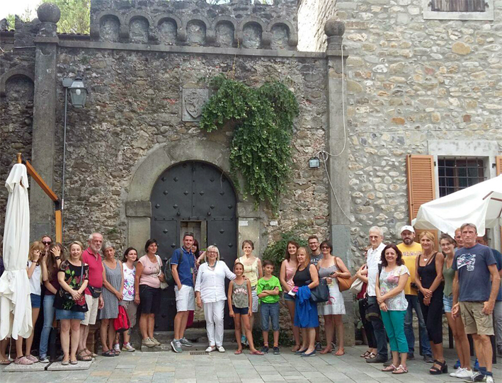 Chiese e palazzi aperti per scoprire la Lunigiana Chiese e palazzi aperti per scoprire la Lunigiana