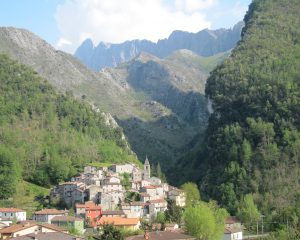 Panorama di Equi Terme