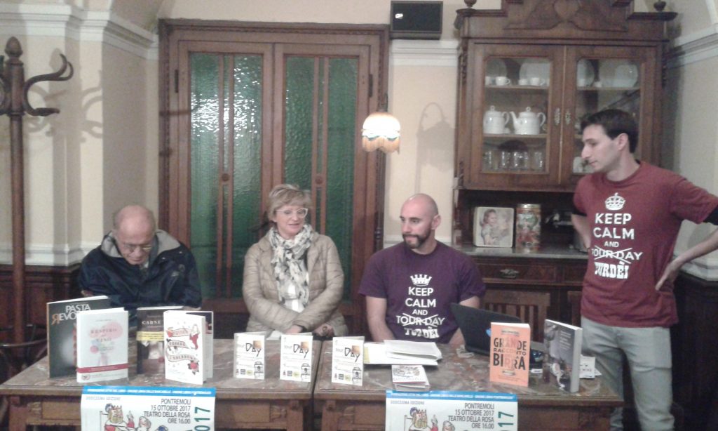 La presentazione delle varie iniziative del week end nella conferenza stampa tenutasi al bar degli Svizzeri