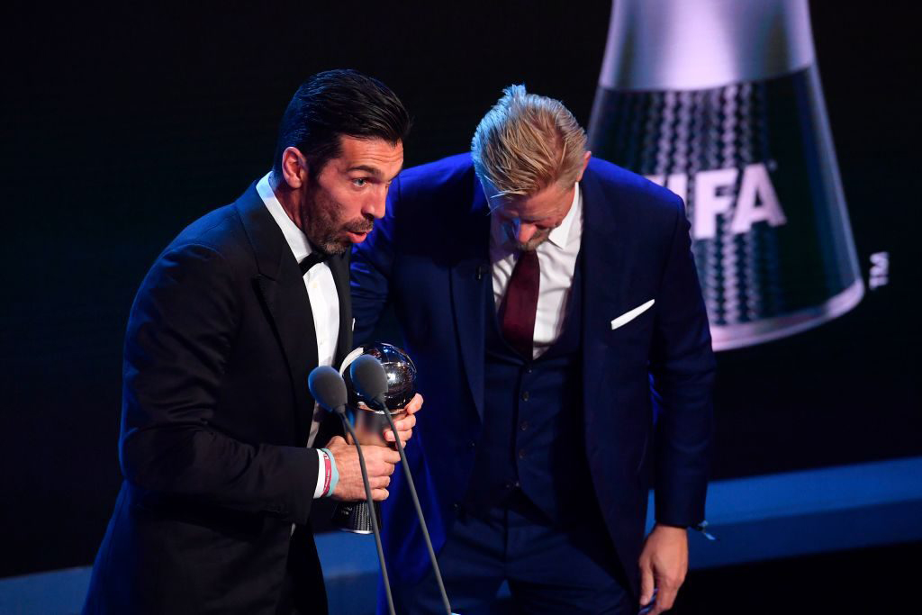 Buffon premiato come migliore portiere al mondo Buffon premiato come migliore portiere al mondo