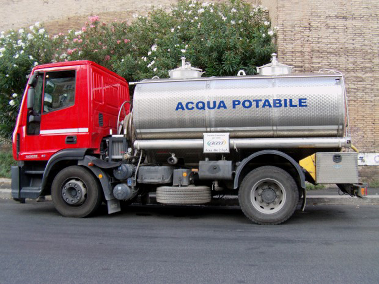 Filattiera: emergenza acqua nella zona di Caprio Filattiera: emergenza acqua nella zona di Caprio