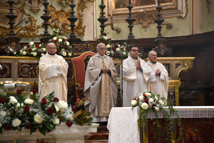 Vescovo Giovanni: “Dal Natale un nuovo stile di vita fondato sulla carità” Vescovo Giovanni: “Dal Natale un nuovo stile di vita fondato sulla carità”