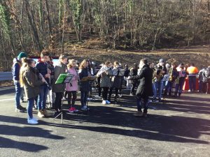 L'esecuzione dell'inno d'Italia da parte della banda della Scuola musicale durante l'inaugurazione della variante S. Chiara