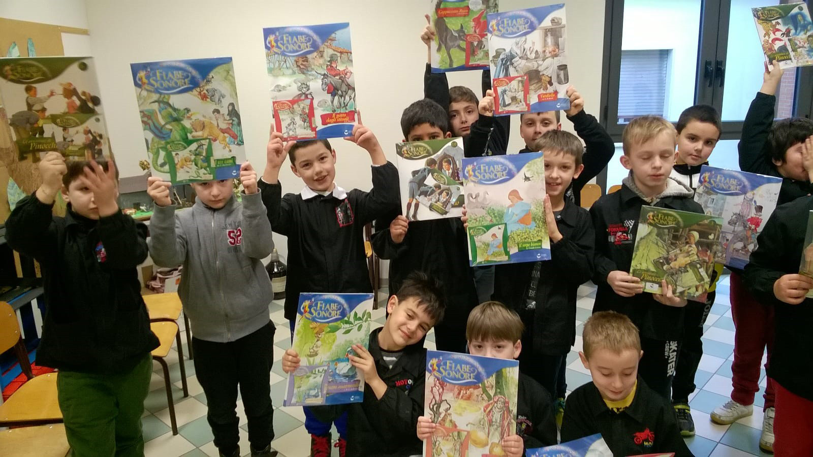 Ai bimbi dell’Arpiola donate le “Fiabe sonore” Ai bimbi dell’Arpiola donate le “Fiabe sonore”