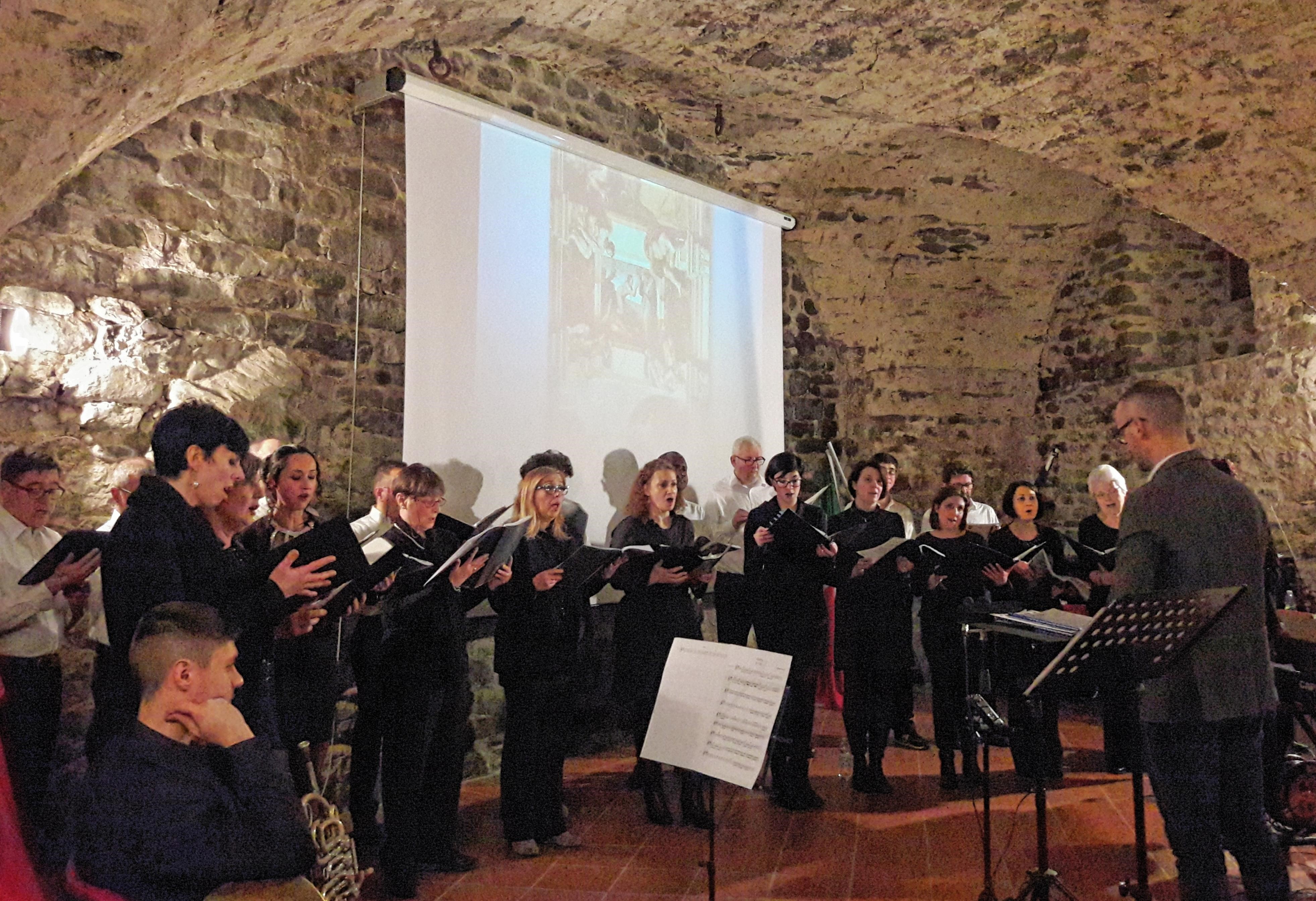 Villafranca: sulle tracce di Dante con il Coro S. Pazienza Villafranca: sulle tracce di Dante con il Coro S. Pazienza