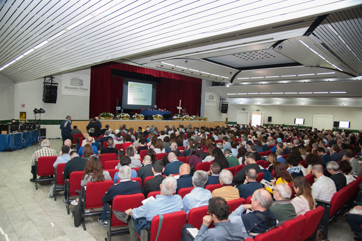 Caritas diocesane: la condivisione come sfida per un dialogo con i giovani Caritas diocesane: la condivisione come sfida per un dialogo con i giovani