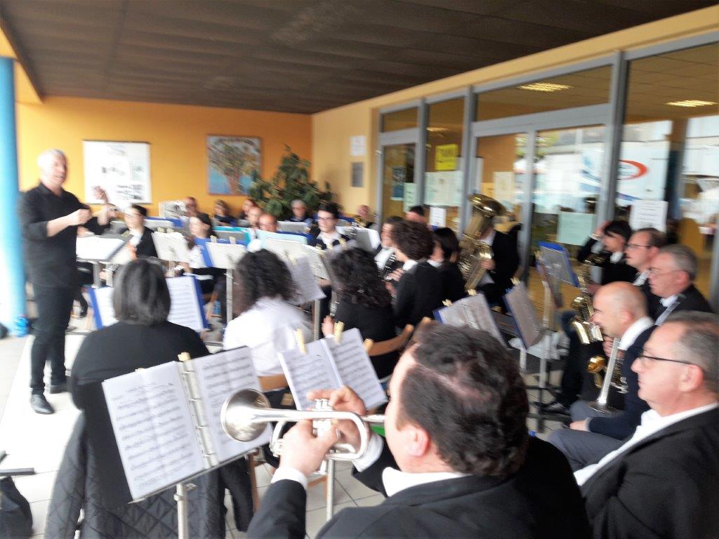 La Filarmonica Santa Cecilia di Pallerone ospite a Massarosa