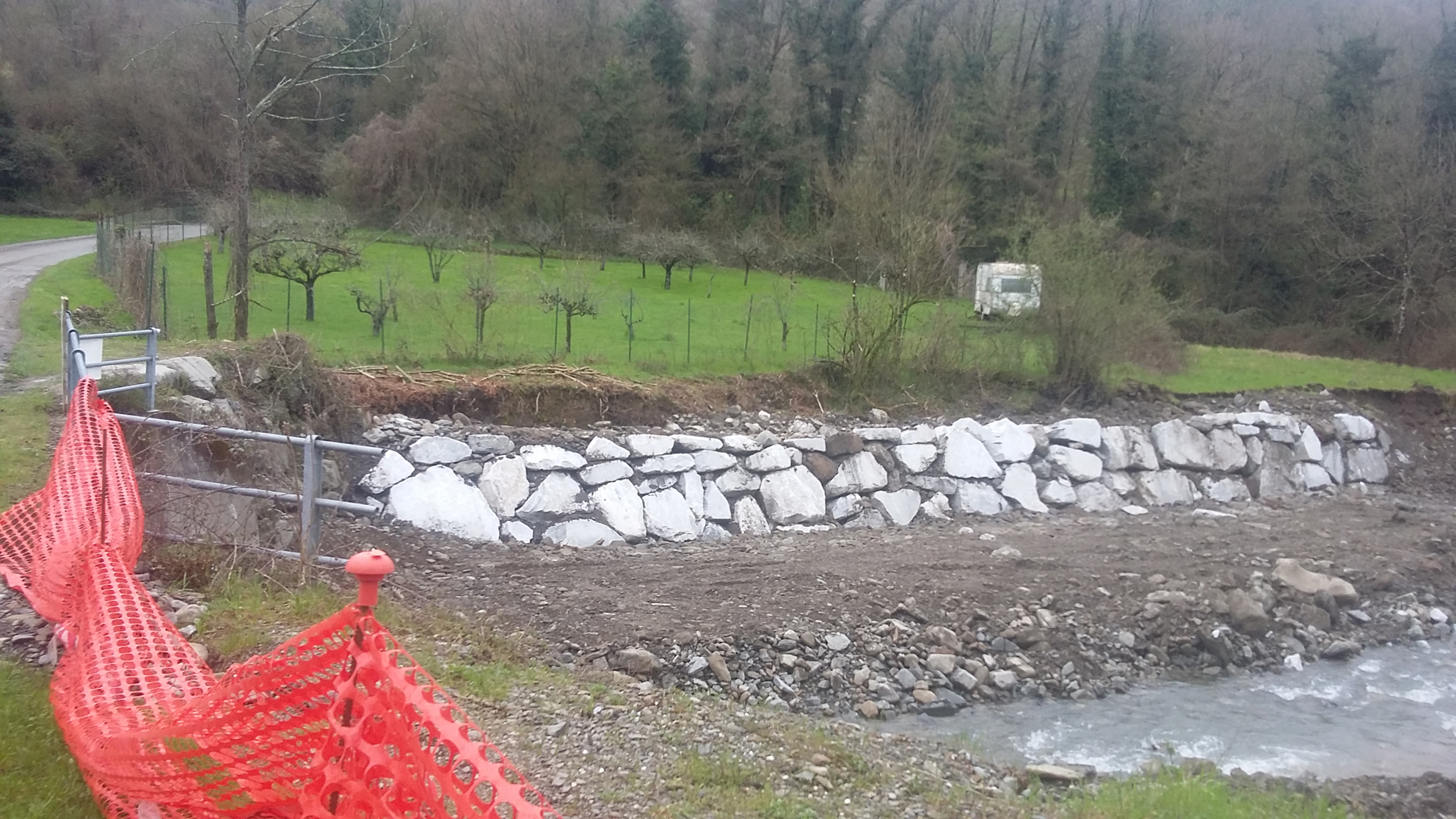 Tresana: al via i lavori di ripristino sul torrente Osca Tresana: al via i lavori di ripristino sul torrente Osca