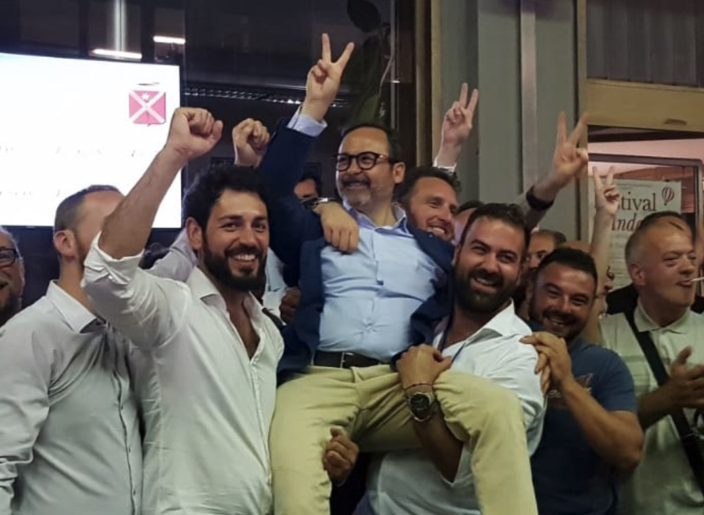 Persiani è il nuovo sindaco di Massa col centrodestra che sbaraglia un Pd disorientato Persiani è il nuovo sindaco di Massa col centrodestra che sbaraglia un Pd disorientato