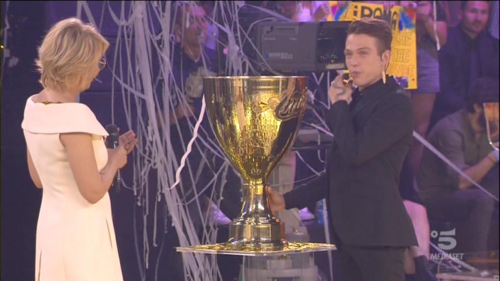 Irama un “quasi” pontremolese trionfa al talent “Amici” Irama un “quasi” pontremolese trionfa al talent “Amici”