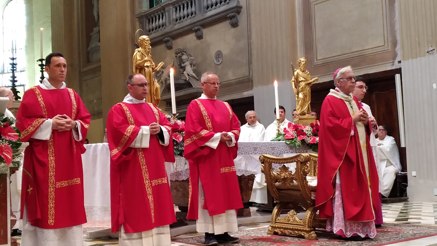 Diacono: nella Chiesa servitore per eccellenza Diacono: nella Chiesa servitore per eccellenza