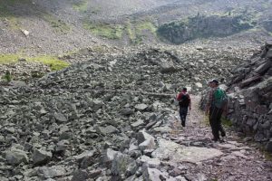 Il tracciato della strada militare verso il Monte Cauriol