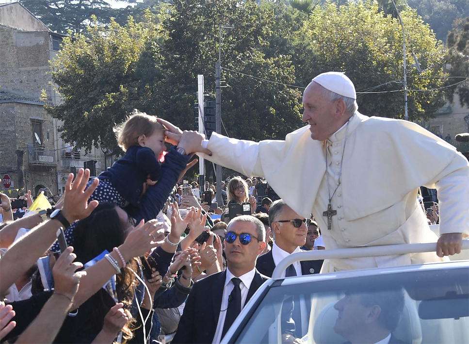 Papa Francesco, un uomo di parola Papa Francesco, un uomo di parola