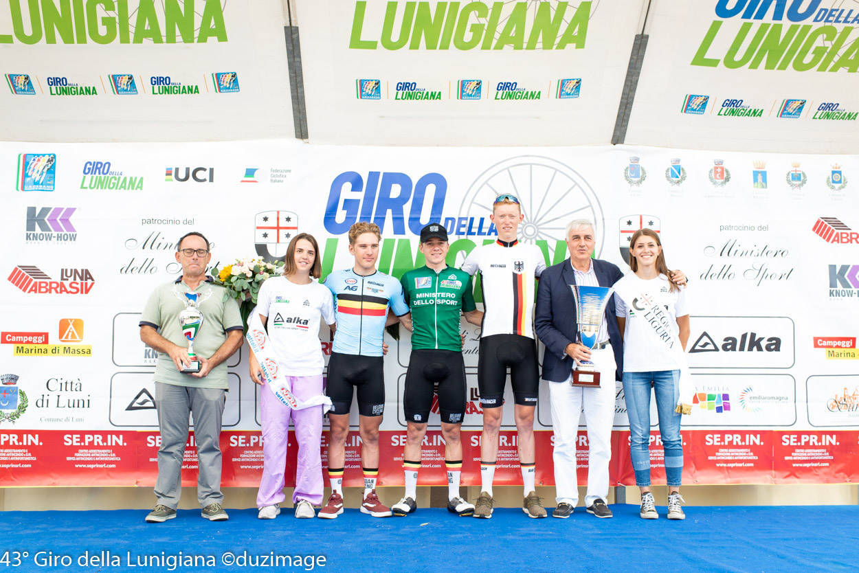 Evenepoel: un nuovo “Cannibale” in trionfo sulle strade lunigianesi Evenepoel: un nuovo “Cannibale” in trionfo sulle strade lunigianesi