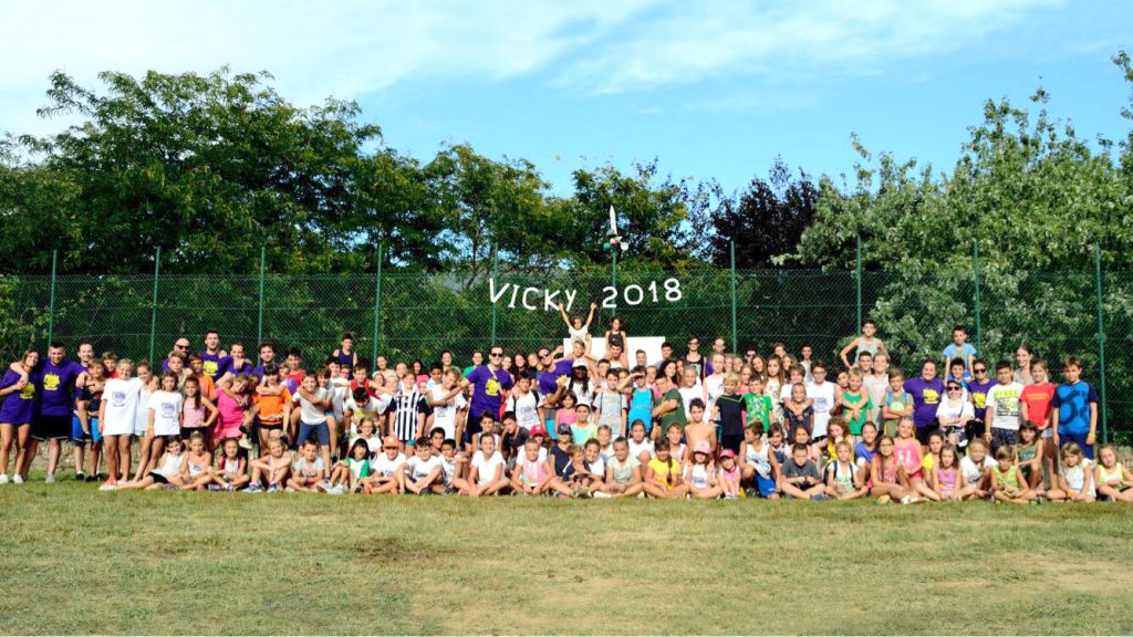 I ragazzi e lo staff di Vicky 2018 per la classica foto di rito