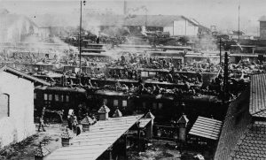 Truppe austriache sui treni per il ritorno in patria