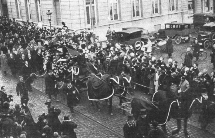 I tre funerali di Giacomo Puccini I tre funerali di Giacomo Puccini