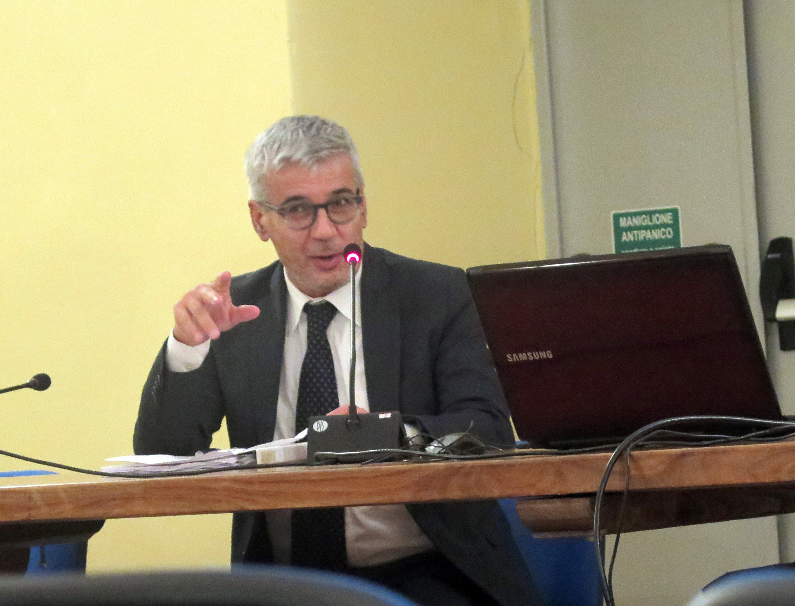 “Borghi intelligenti” per migliorare la qualità della vita “Borghi intelligenti” per migliorare la qualità della vita