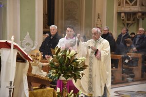 01pontificale_Natale2018_Duomo_Pontremoli1