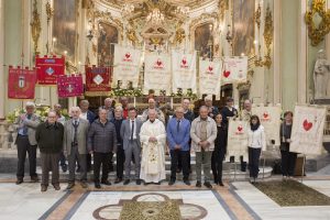 Foto di gruppo in Duomo, al termine della S. Messa, dei Fratres (foto Walter Massari)