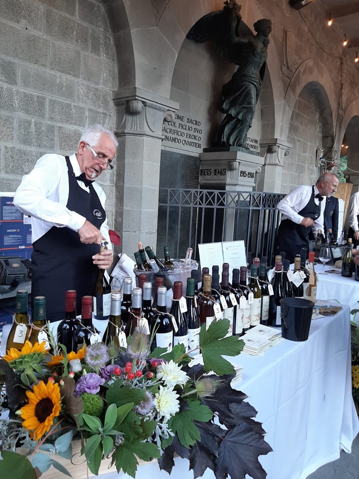 Bagnone ha ospitato una rassegna dei vini locali di qualità Bagnone ha ospitato una rassegna dei vini locali di qualità