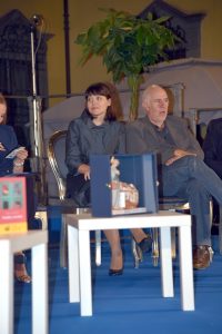 L'emozione di Alessa Gazzola quando la matematica la incorona vincitrice del 67° Premio Bancarella