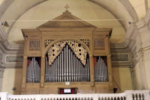 L’organo nella chiesa di San Nicolò a Bagnone: realizzato nel 1899 dai fratelli Cavalli di Lodi, è l’unico rimasto a due tastiere