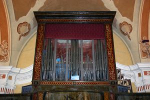 Carola in Lunigiana, Pieve di Offiano. Qui si conserva l’organo più antico della provincia appanna
