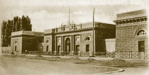 La porta dell'Arsenale alla fine negli anni a cavallo tra Ottocento e Novecento