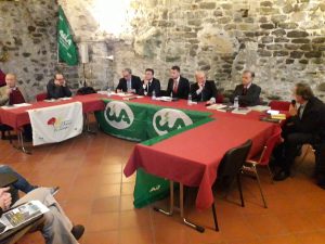Un momento del convegno sulla rete dei castello della Lunigiana che si è svolta a Villafranca organizzata dalla Cia