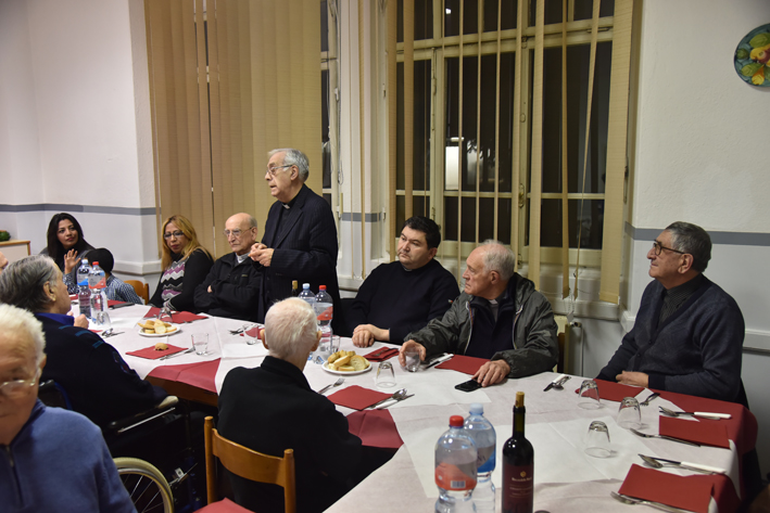 Il Vescovo a Pontremoli: povertà è anche mancanza di solidarietà e di vicinanza Il Vescovo a Pontremoli: povertà è anche mancanza di solidarietà e di vicinanza