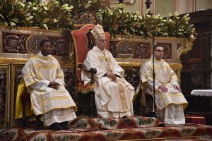 01Pontificale_Pontremoli_Natale2019c