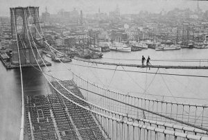 Il ponte di Brooklyn in costruzione