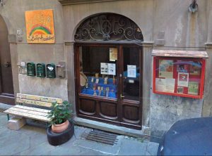 La Bottega Arcobaleno in via Garibaldi