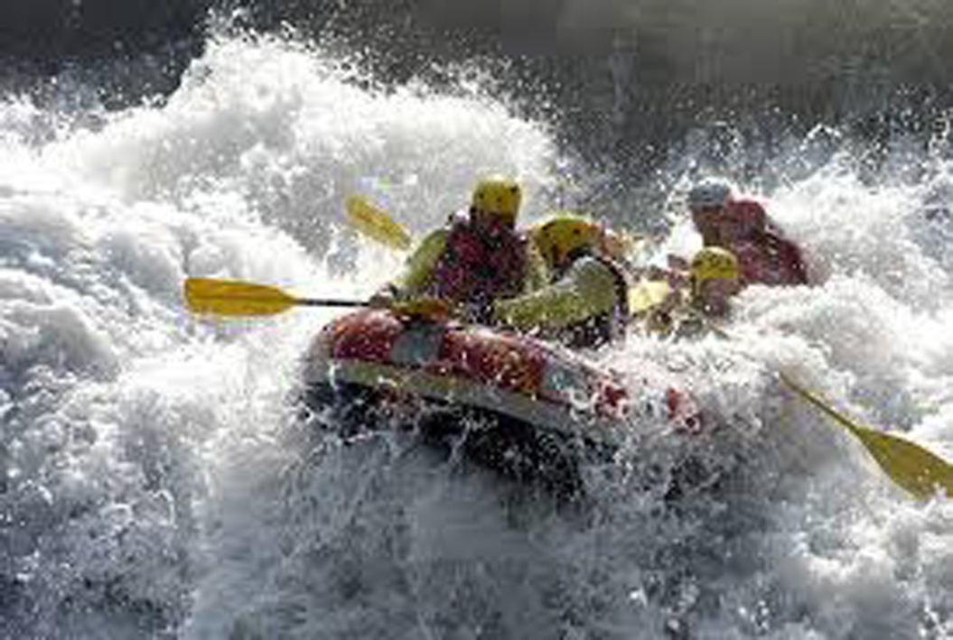 Tragedia nel Taverone: muore un uomo mentre fa rafting