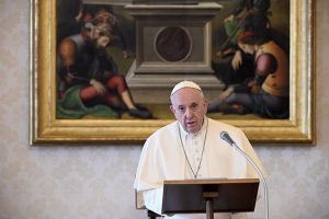 16Pasqua_papa